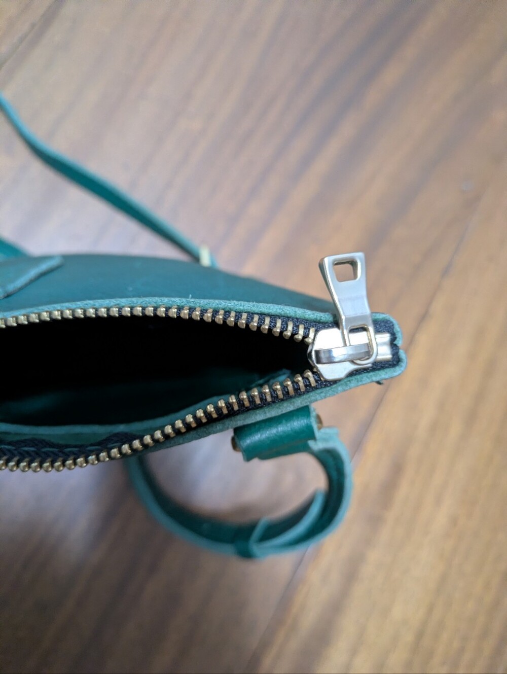 Portland Leather Goods Bag/Purse. Used Once. Soft Leather Very Clean Condition - Picture 6 of 8